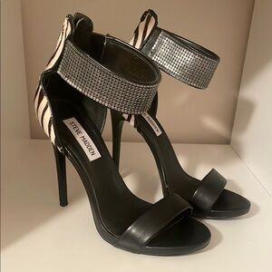 Steve Madden Black and Silver Women's Heels